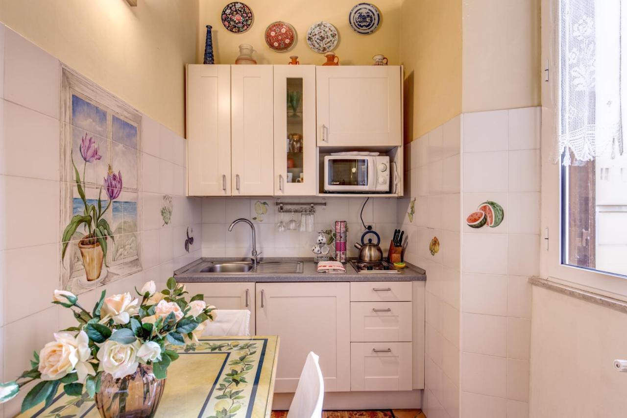 Monti Romantic Sunshine Maisonette Exteriör bild